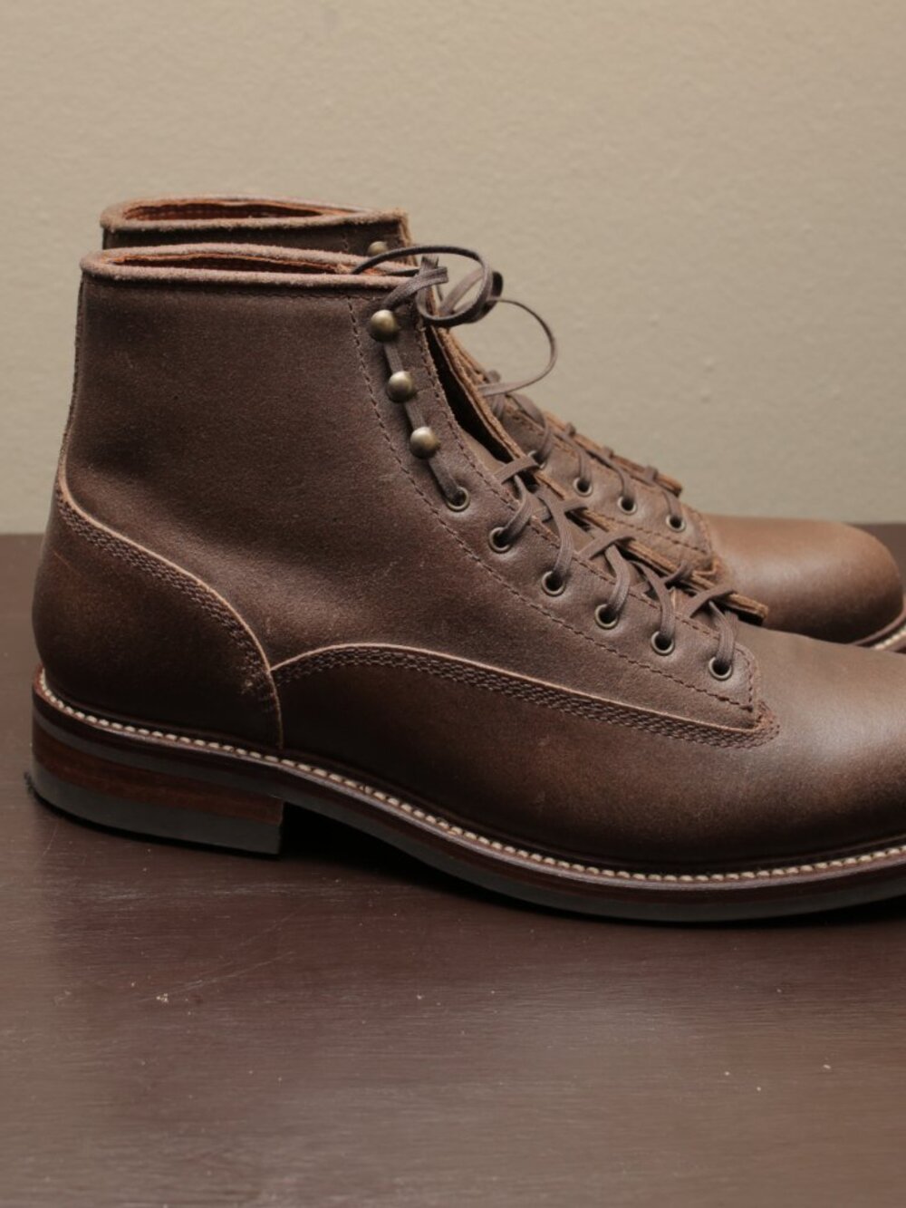 Caswell "Carver" Leather Boots - Waxed Flesh (Brown) 9.5D
